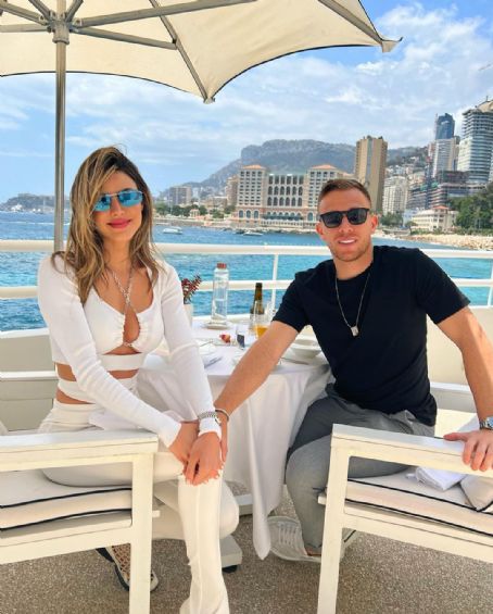 Carolina Miarelli and Arthur Melo - Dating, Gossip, News, Photos