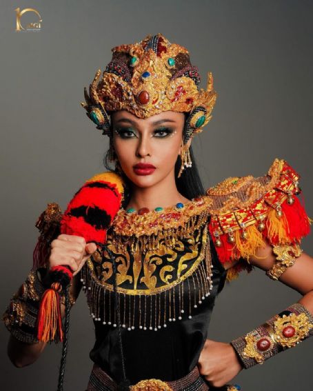 Andina Julie- Miss Grand International 2022- National Costume 