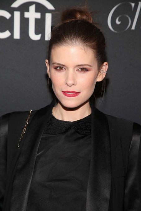 Kate Mara – Christmas At The Grove in Los Angeles