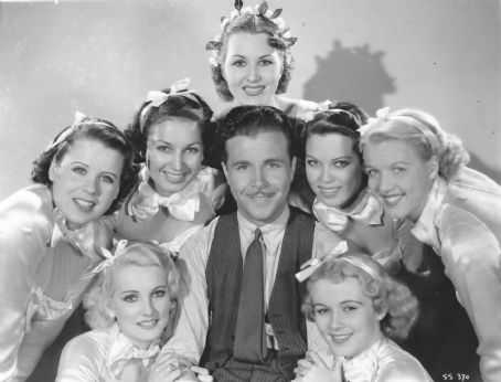 Stage Struck, Melba Marshall, Gloria Faythe, Muriel Gordon, Dick Powell ...