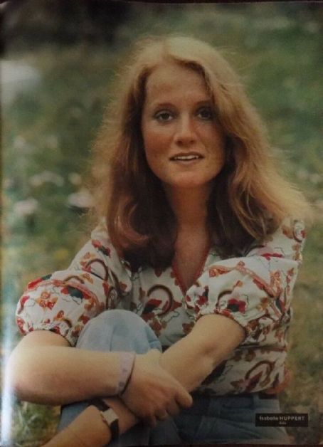 Isabelle Huppert - Cine Revue Magazine Pictorial [France] (18 November 1976)