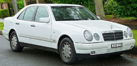 Mercedes-Benz E-Class (W210)