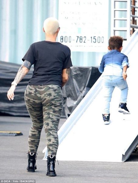 Amber Rose and Sebastian Supporting 21 Savage on the Set of Jimmy Kimmel Live in Hollywood, California - September 12, 2017