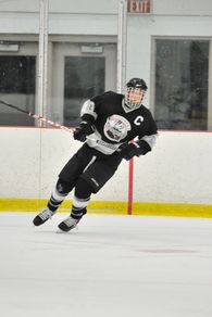 Andrew White (ice hockey)