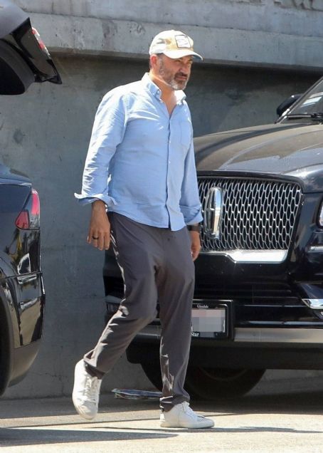 Jennifer Aniston – Jason Bateman, Jimmy Kimmel return from a vacation in The Bahamas