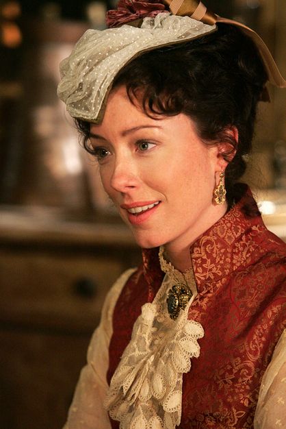 Molly Parker as Alma Garret Ellsworth on Deadwood Picture - Photo of ...