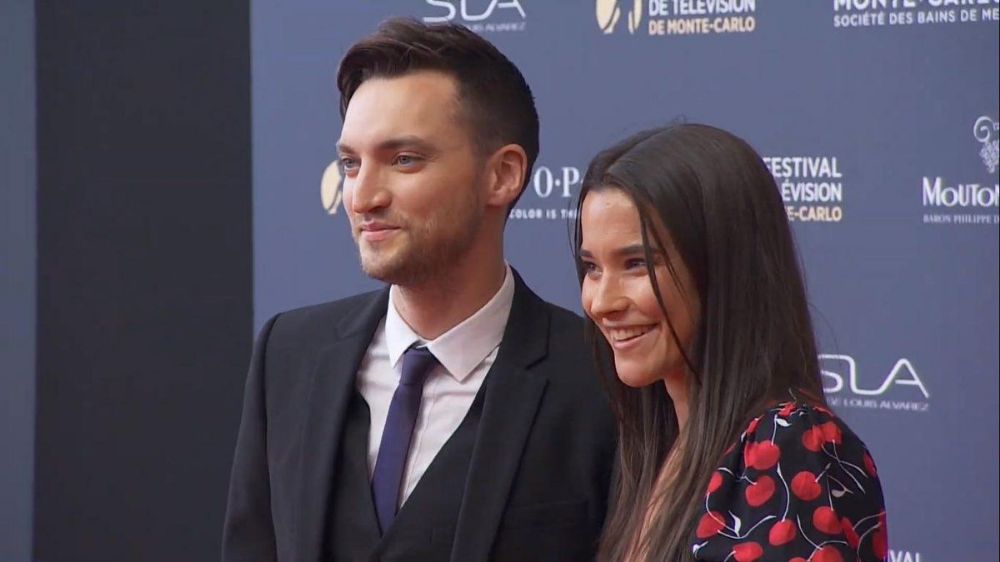 Richard Harmon and Rhiannon Fish FamousFix