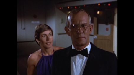 Tom Smothers and Helen Reddy