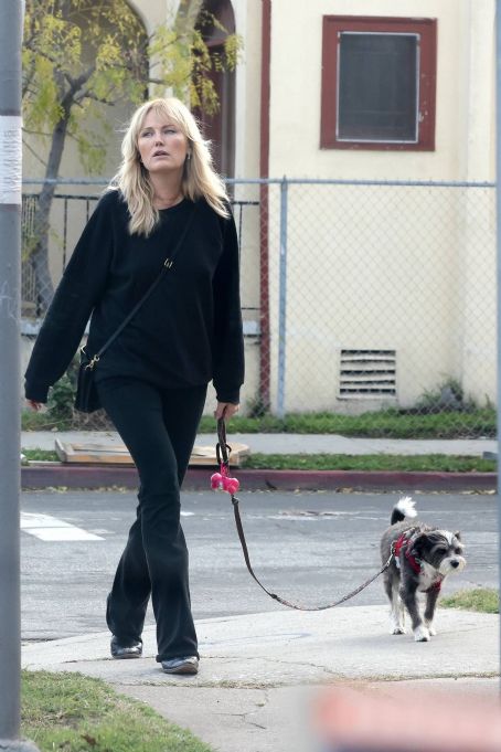 Malin Akerman – Goes for an afternoon walk with her dog in Los Angeles