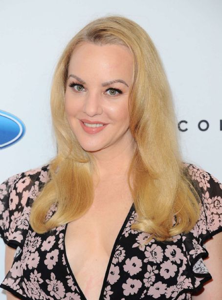 Wendi Mclendon-covey – 2017 Gracie Awards In Los Angeles 