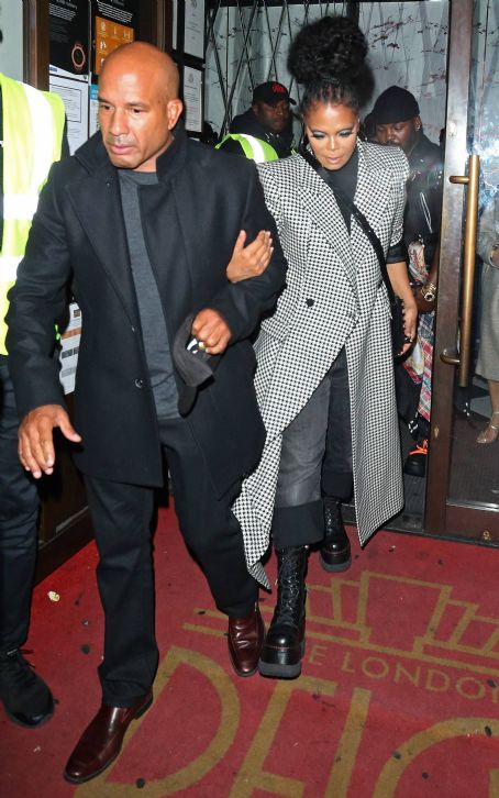Who is Janet Jackson dating? Janet Jackson boyfriend, husband - Who Is Janet Jackson Dating? Pop Icon's Relationship Status Now