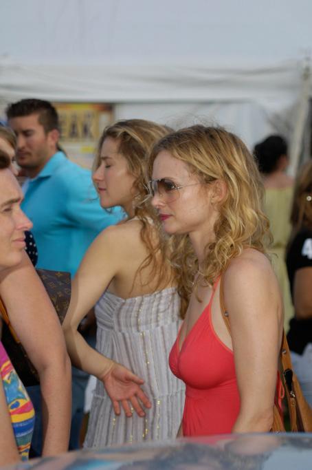 Heather Graham - Mercedes-Benz Polo Challenge, August 18 2006