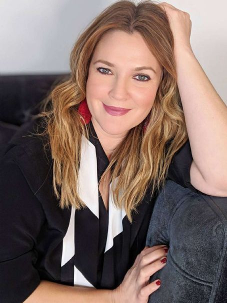 Drew Barrymore – Glamour UK Magazine (January 2019)
