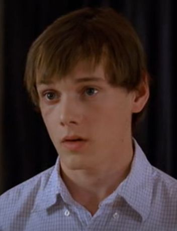 Anton Yelchin- as Keith Tyler