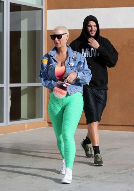Amber Rose – Leaving the gym in Los Angeles