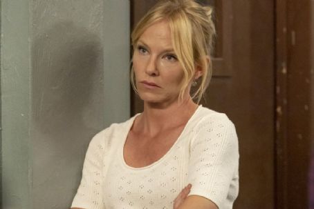 Detective Amanda Rollins