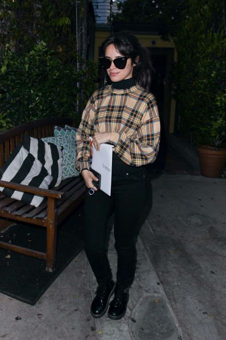 Camila Cabello – FaceTimes Shawn Mendes in West Hollywood - FamousFix