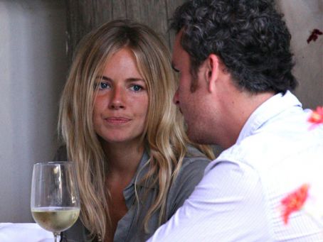 Sienna Miller And Balthazar Getty Picture - Photo Of Sienna Miller And ...