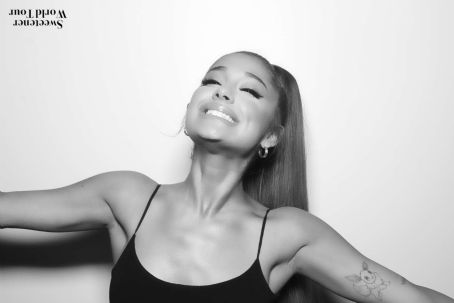 Ariana Grande – Sweetener World Tour Meet and Greet in London