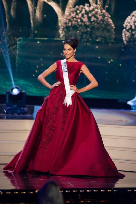 IN PHOTOS: Miss Universe 2016 evening gown competition