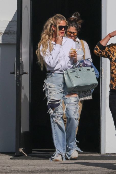 Khloe Kardashian – Seen while leaving a studio in Calabasas - FamousFix