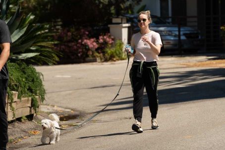 Becca Tobin with Zach Martin – Takes her pup for a walk in Los Angeles