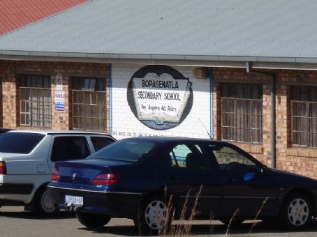 Bopasenatla Secondary School