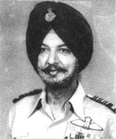 Dilbagh Singh (aviator)