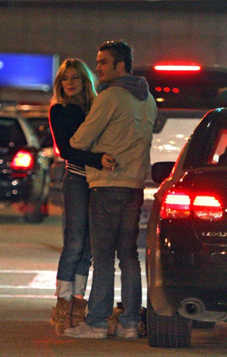 Sienna Miller and Balthazar Getty Picture - Photo of Sienna Miller and ...