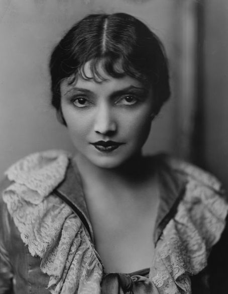 Katharine Cornell Photos - Katharine Cornell Picture Gallery - FamousFix