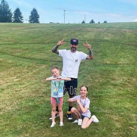AJ McLean on Daughter, 9, Changing Name to Elliott: 'I Will Be in Her Corner a Million Percent'
