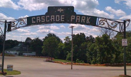 Cascade Park (amusement park)