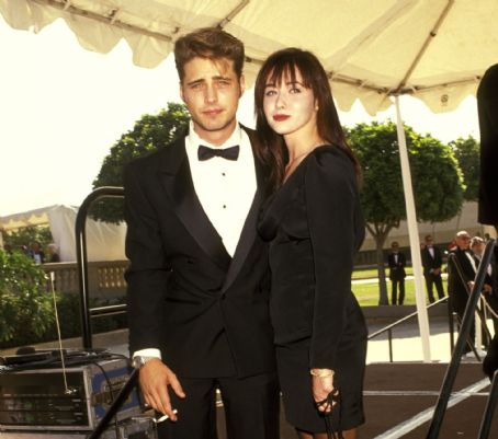 Shannen Doherty and Jason Priestley at The 43rd Annual Primetime Emmy ...