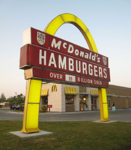 McDonald's sign (Pine Bluff, Arkansas)