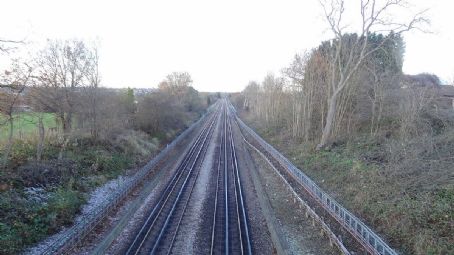 Northern Line Embankment, High Barnet