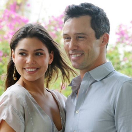 Jeffrey Donovan and Michelle Woods | Michelle Woods Picture #103720490 ...