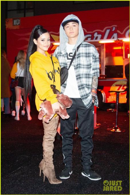 Jenna Ortega And Asher Angel Photos News And Videos Trivia And Quotes Famousfix 8013