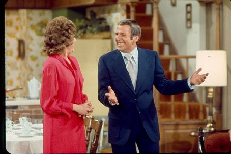 Who is The Paul Lynde Show dating? The Paul Lynde Show partner, spouse