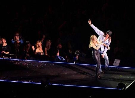 Kid rock concert at ford field 2011 #8