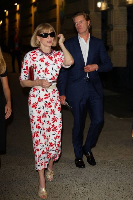 Anna Wintour – Attends the Halftime premiere to kick off the 21st