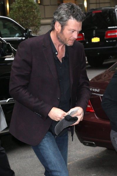 Blake Shelton-October 27, 2015-Blake Shelton Spends Time in NYC