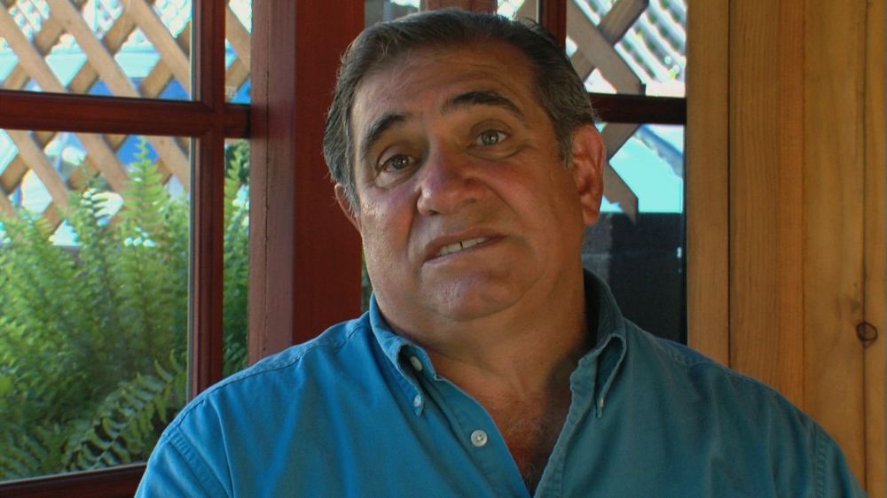 Who is Dan Lauria dating? Dan Lauria girlfriend, wife