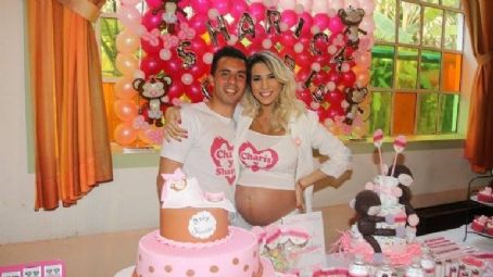 Cinthia Fernández and Matías Defederico