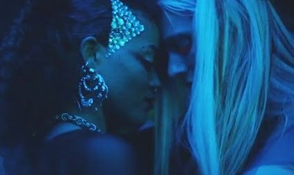 Hunter Schafer and Quintessa Swindell