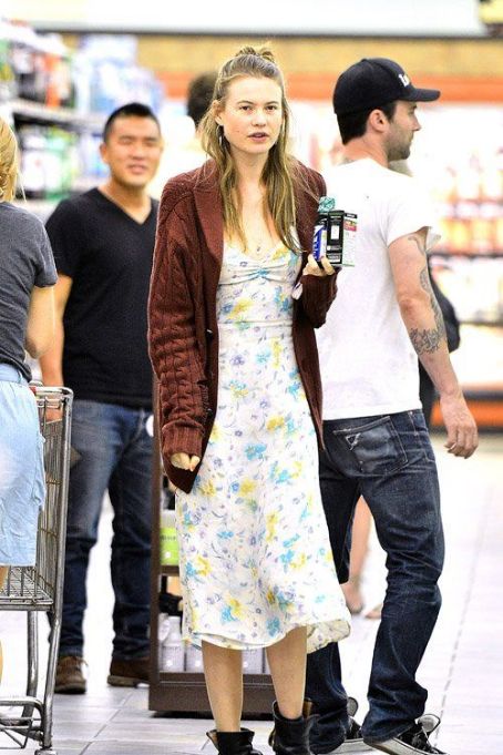 Adam Levine and Behati Prinsloo out in West Hollywood (August 9)