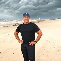 Who is Jim Cantore dating? Jim Cantore girlfriend, wife