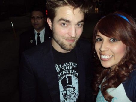 Robert Pattinson outside Jimmy Kimmel Live Show!