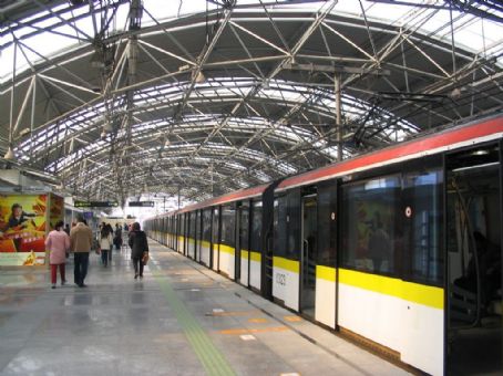 Caoxi Road station