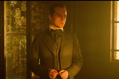 Andrew Scott as Inspector Roderick Turpin in 'Victor Frankenstein ...