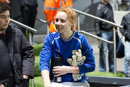 Sophie Harris (footballer)